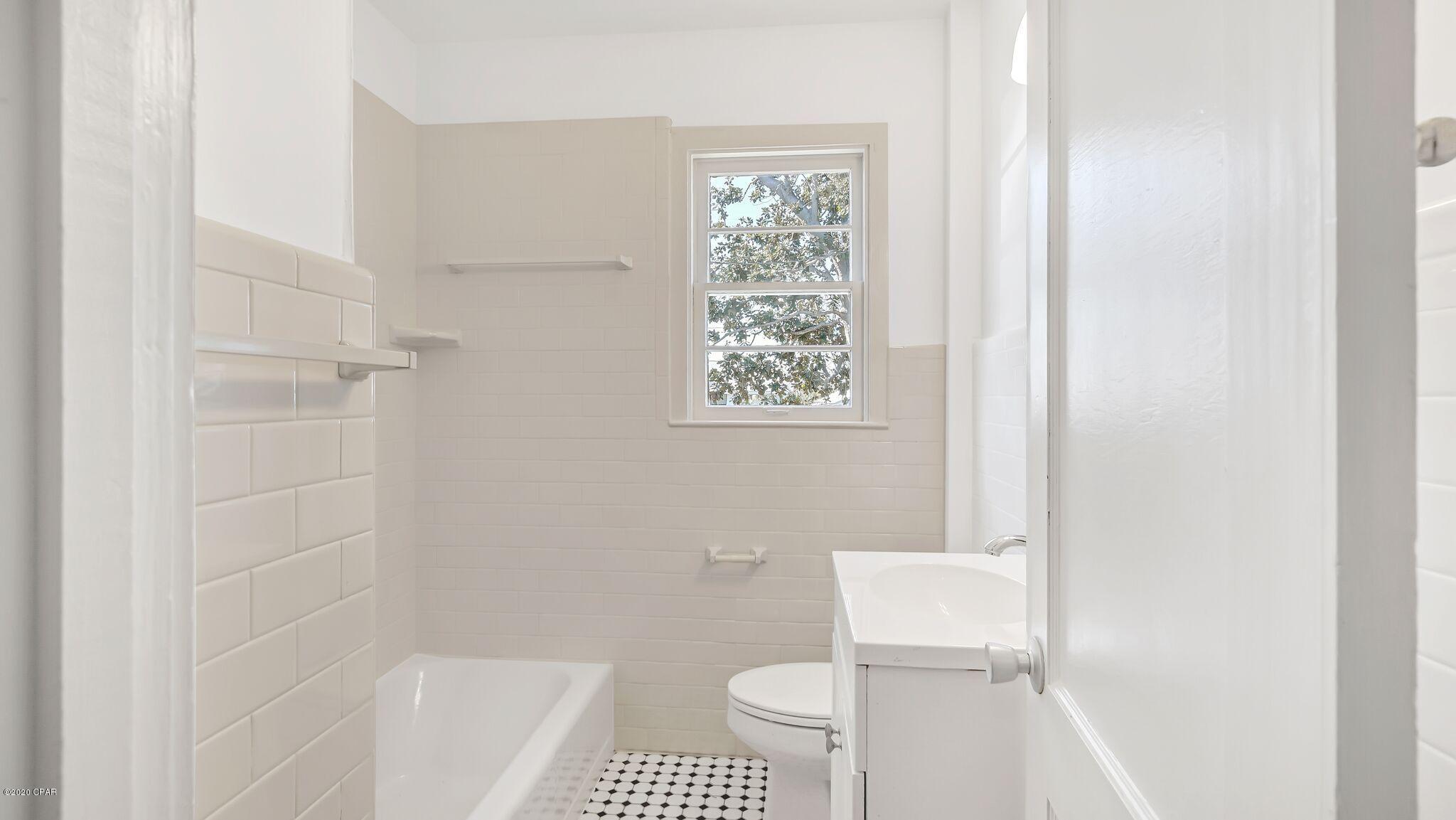 Sudduths 10Th Add - Residential