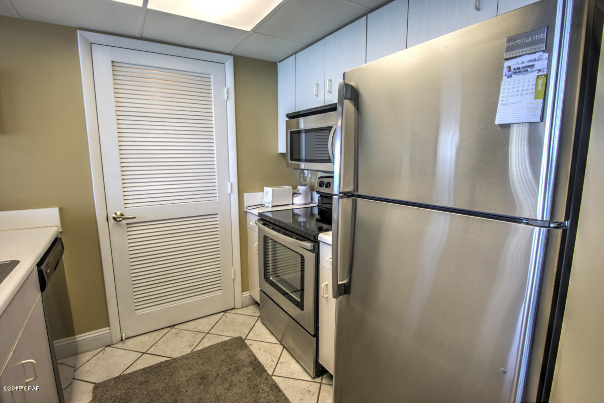 Long Beach Towers I - Residential