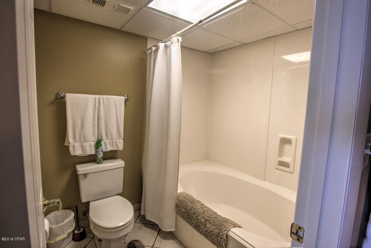 Long Beach Towers I - Residential