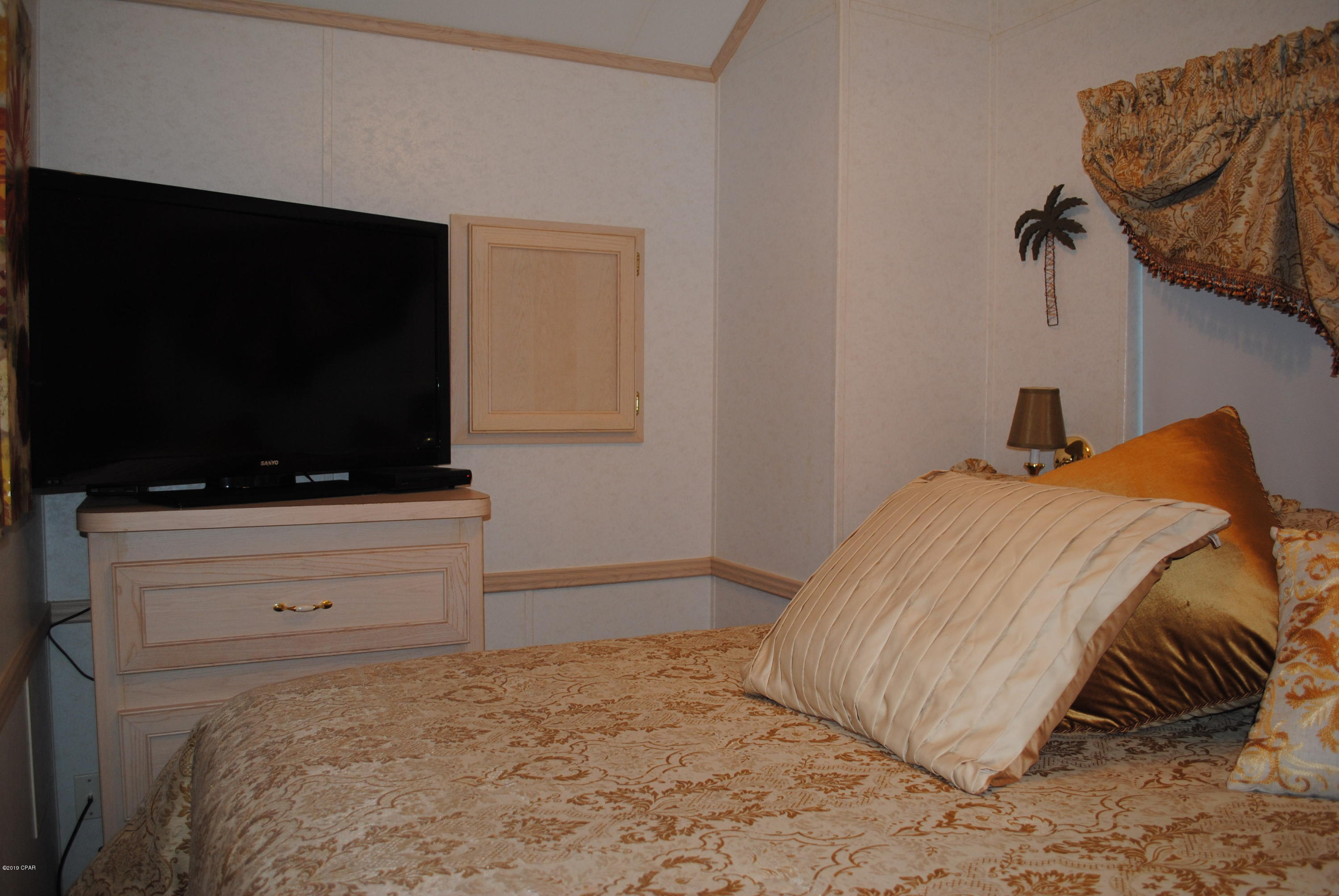 Emerald Pointe Resort - Residential