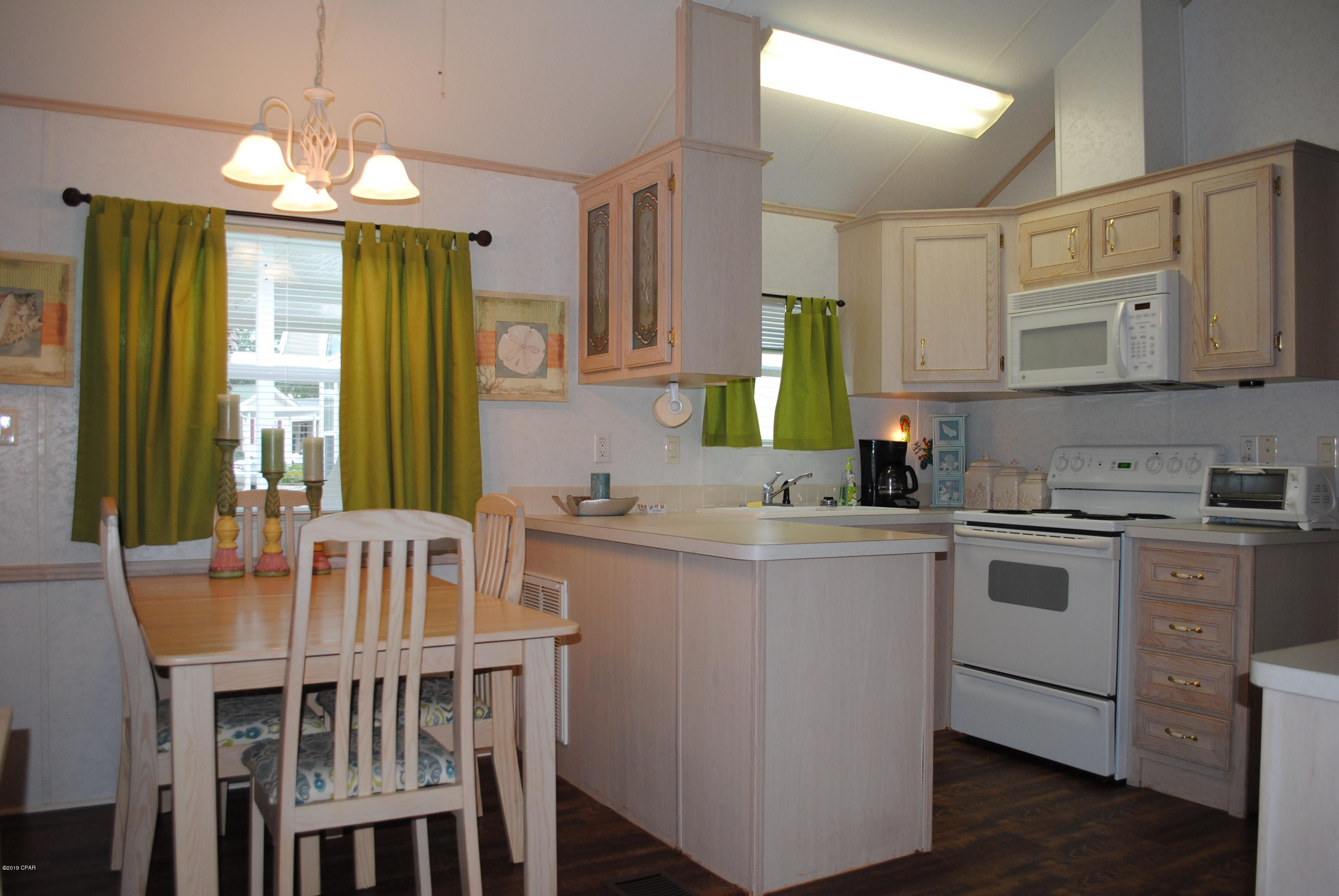 Emerald Pointe Resort - Residential