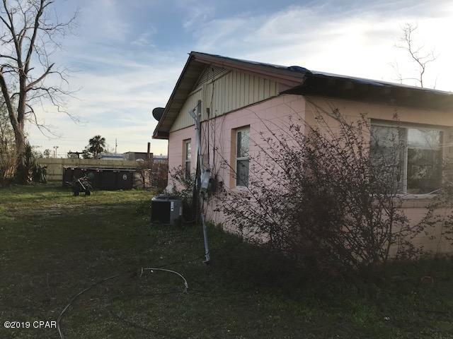 [No Recorded Subdiv] - Residential