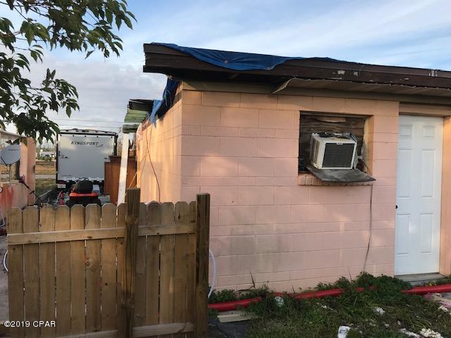 [No Recorded Subdiv] - Residential