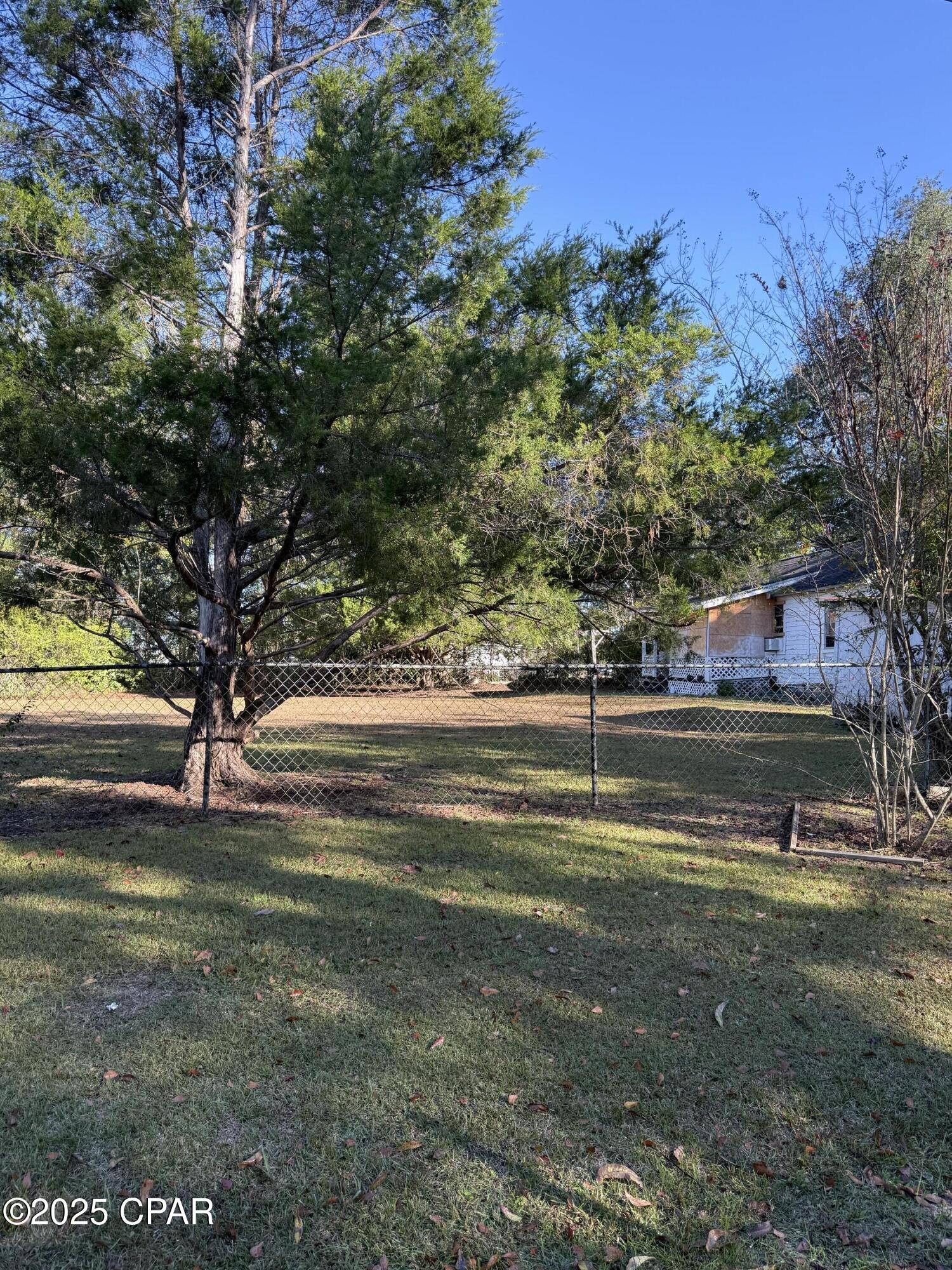 [No Recorded Subdiv] - Commercial Sale