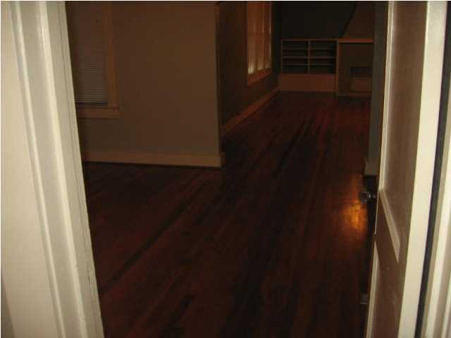 College Point 1st & 2nd - Residential Lease