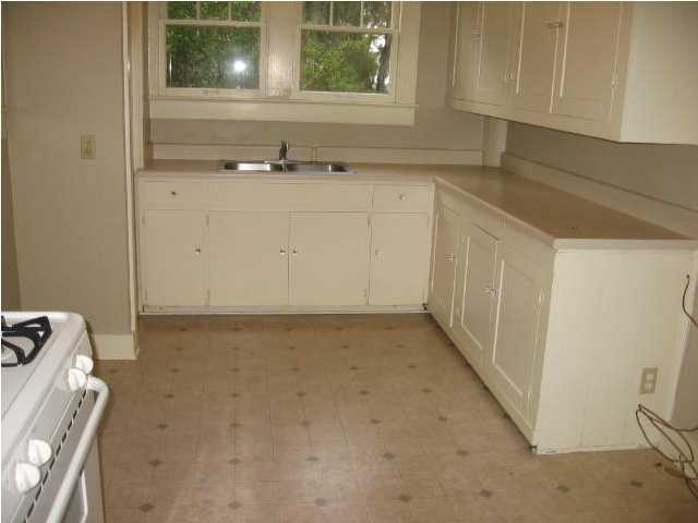 College Point 1st & 2nd - Residential Lease