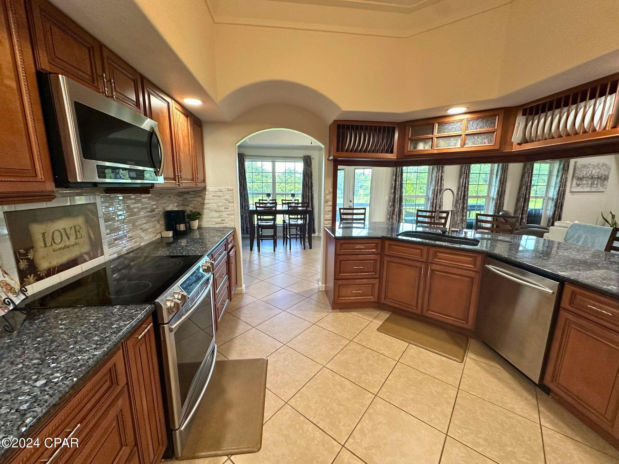 Greenfield Phase l Subdv - Residential