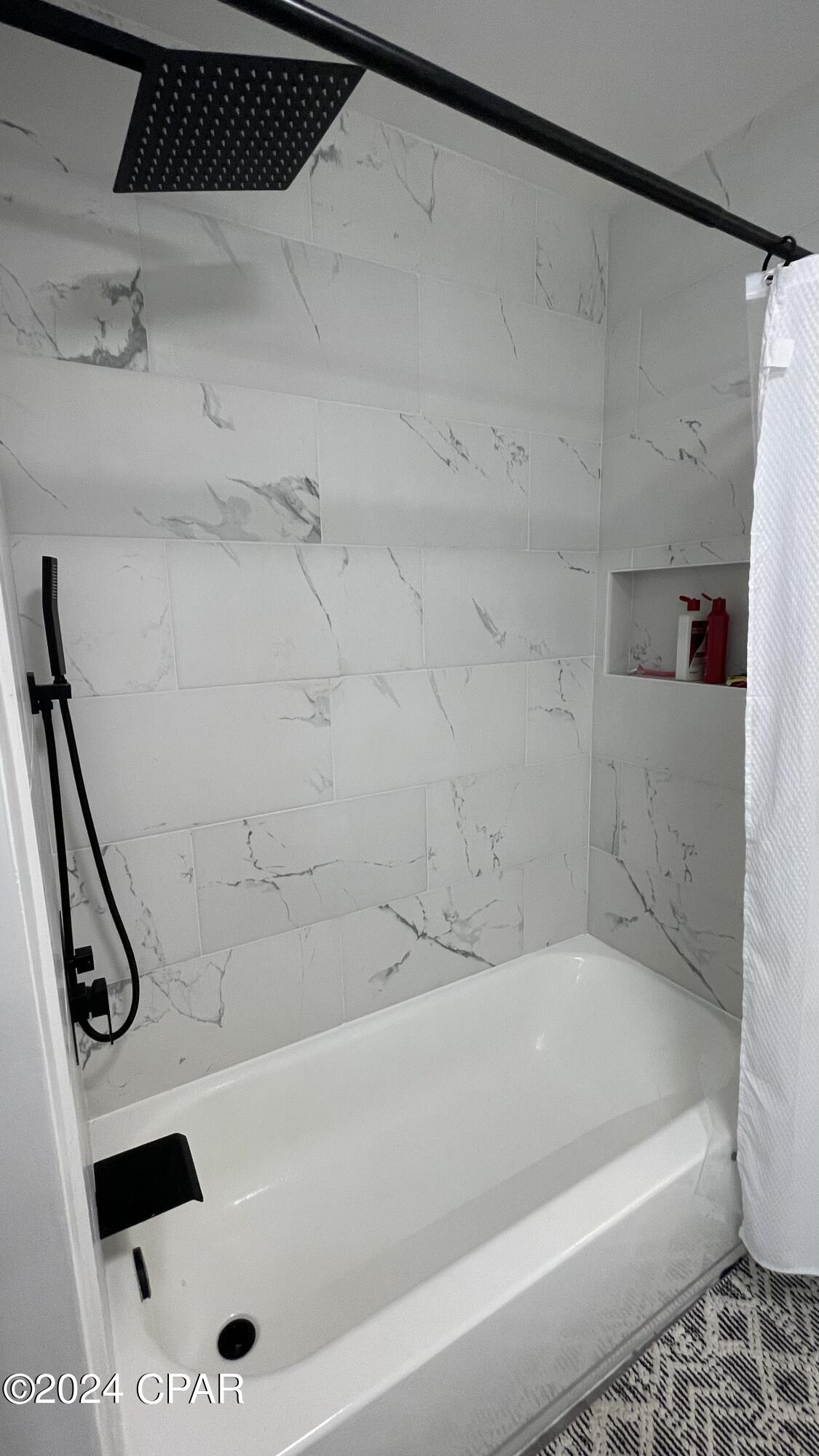 Pine Tree Place Unit 2 - Residential