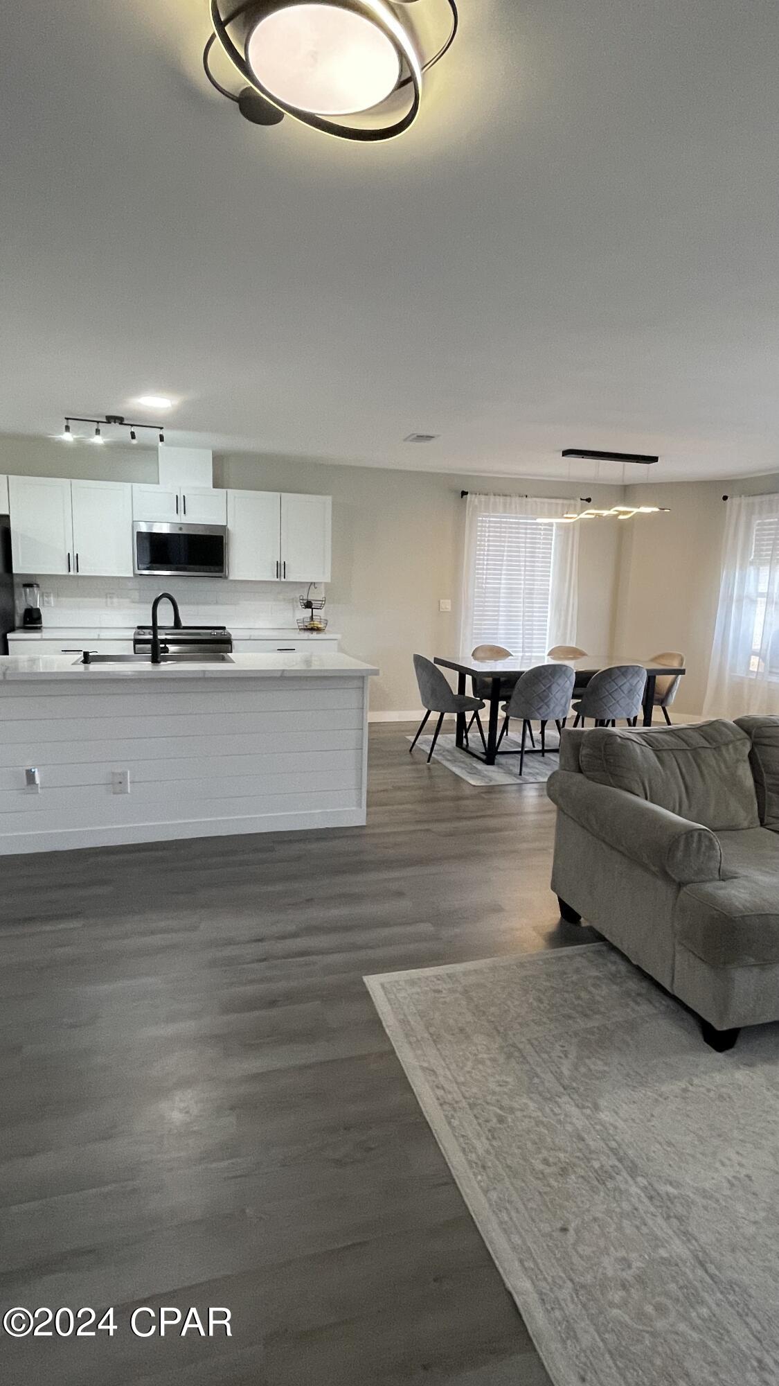 Pine Tree Place Unit 2 - Residential