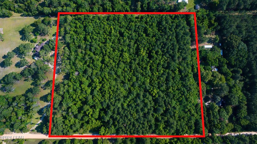 9 acres of unrestricted land in the country. Vacant canvas for you to paint your dreams on. Enough property to support a couple of horses if that is your desire. Could be a small hobby farm or whatever you care to do.