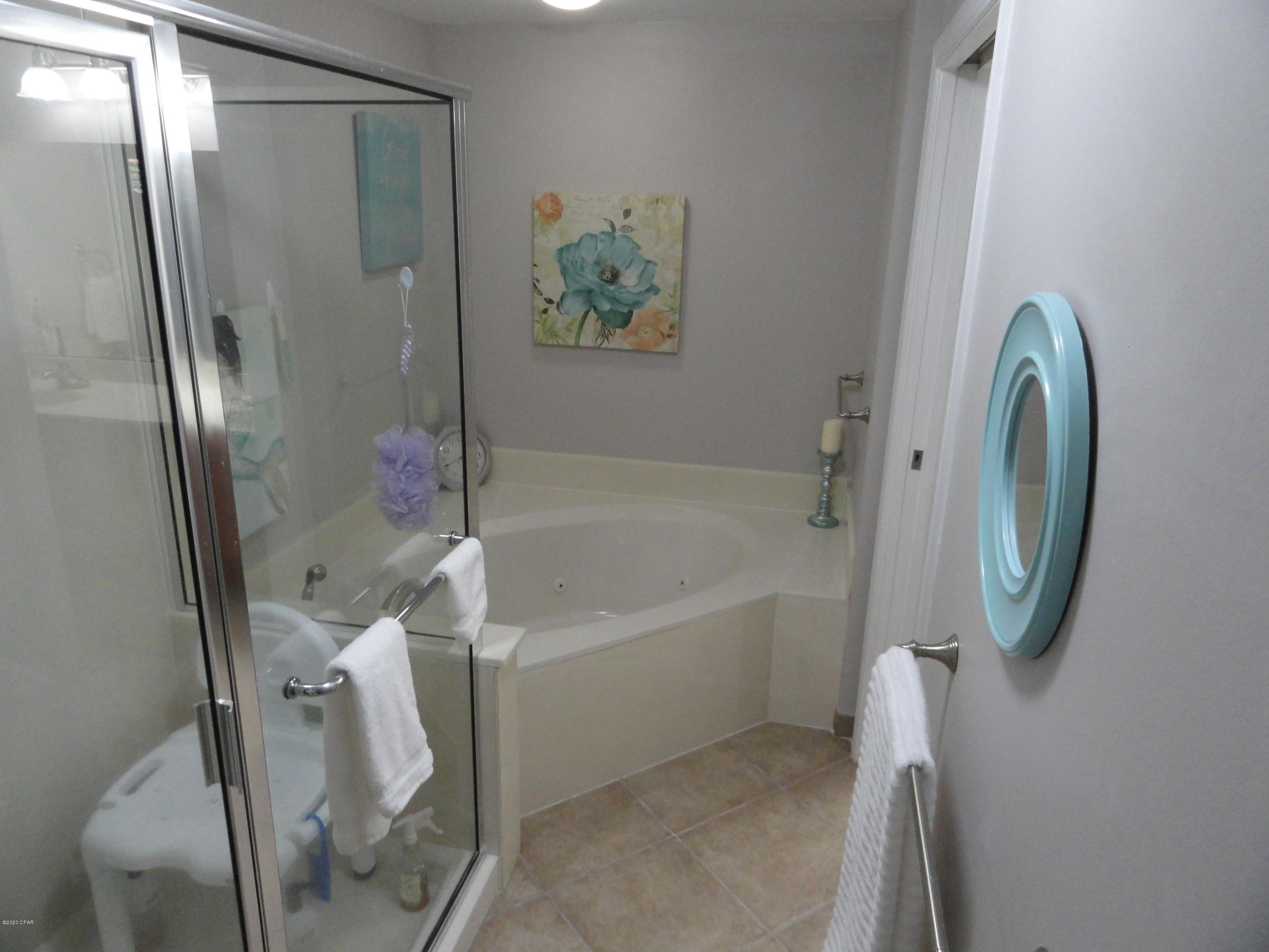 Magnolia Bay Club - Residential