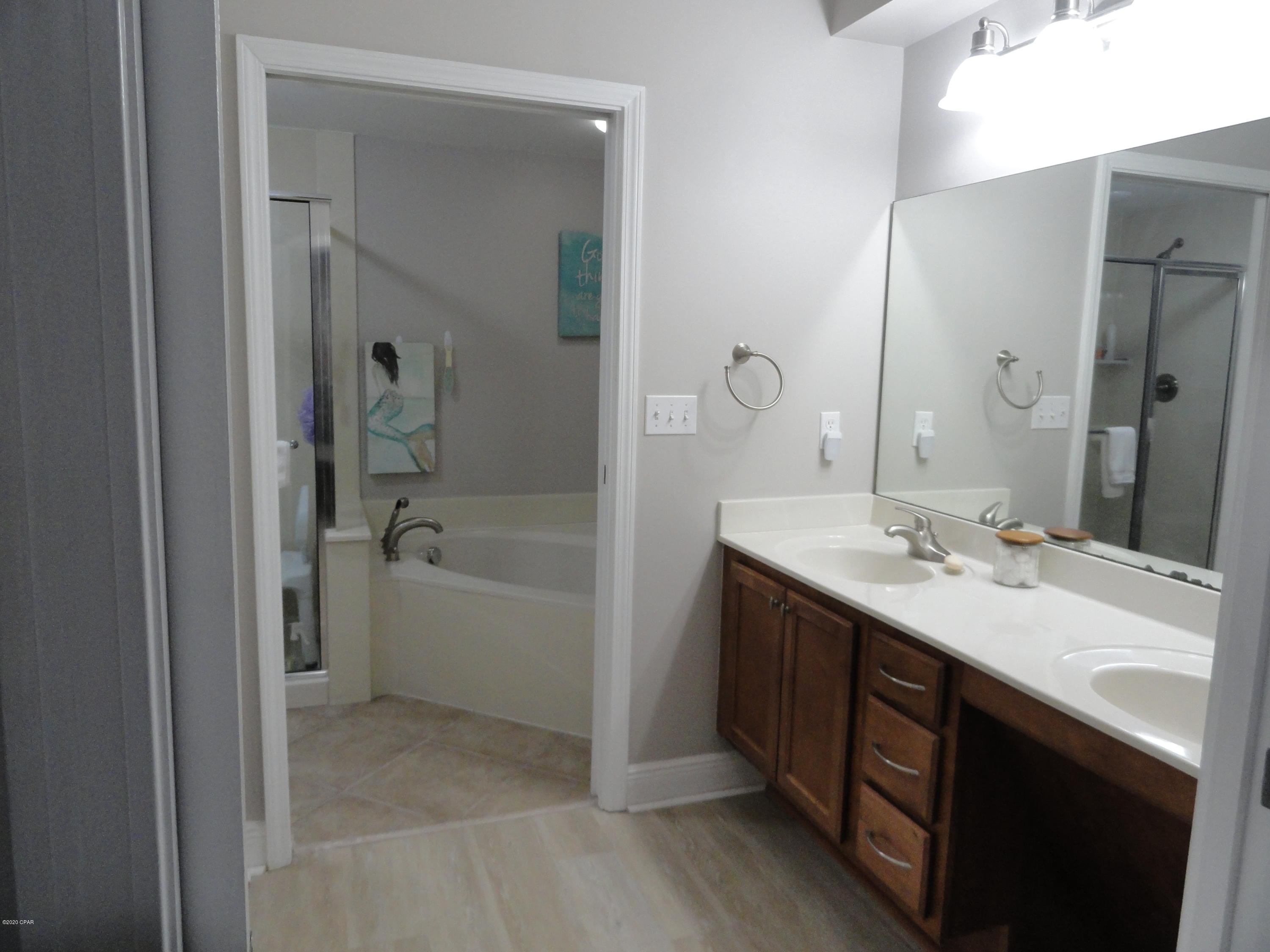 Magnolia Bay Club - Residential