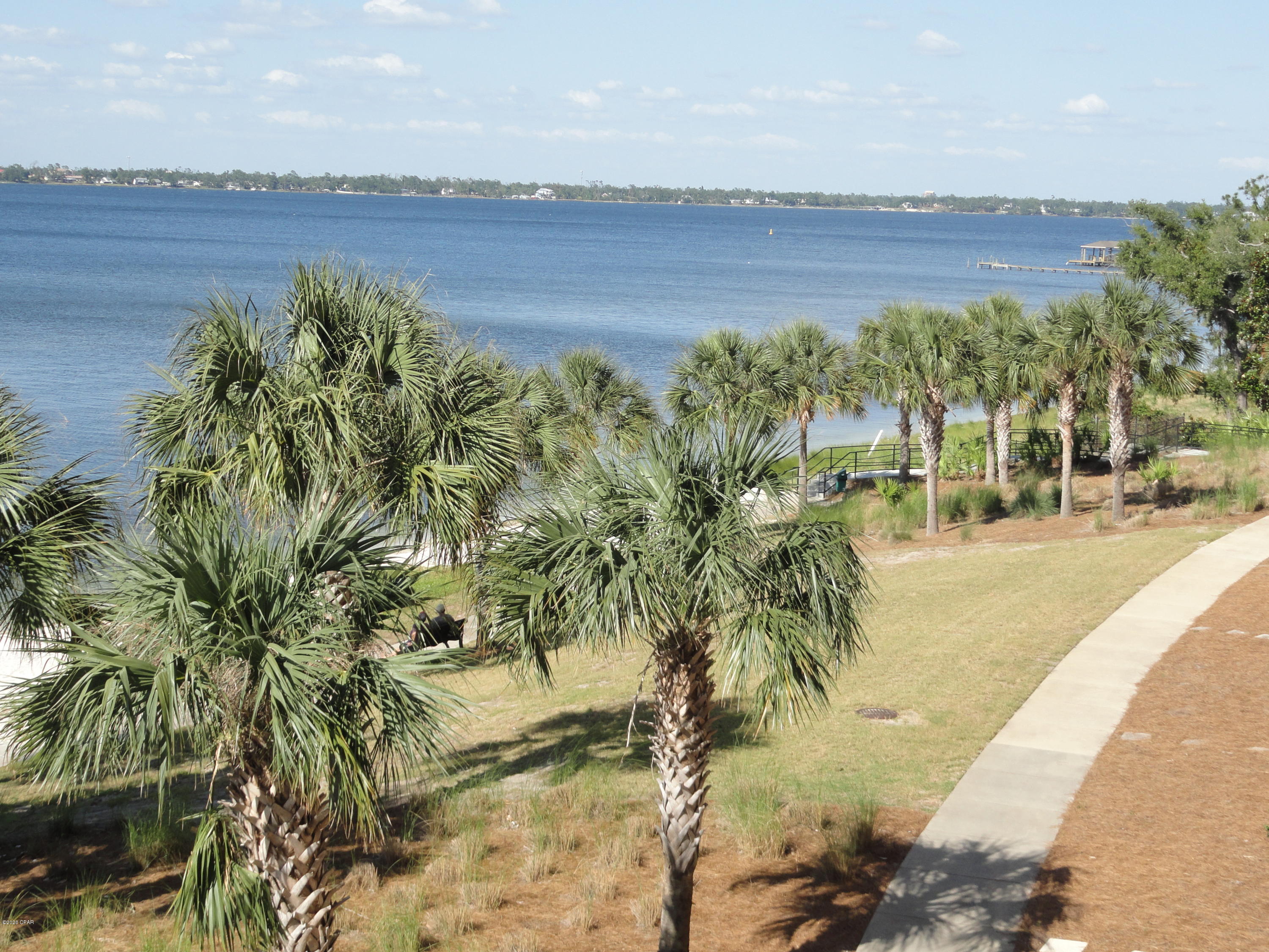 Magnolia Bay Club - Residential