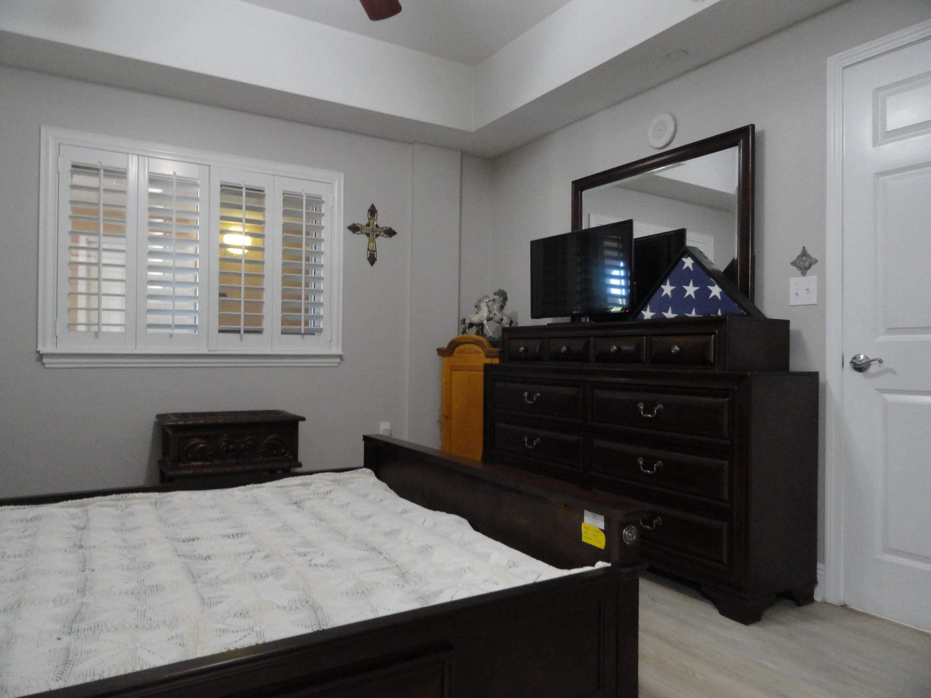 Magnolia Bay Club - Residential