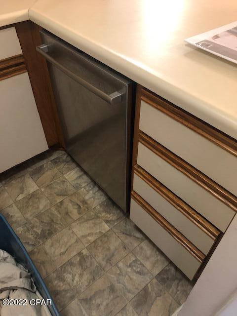 Shade Tree Condo Ph II - Residential