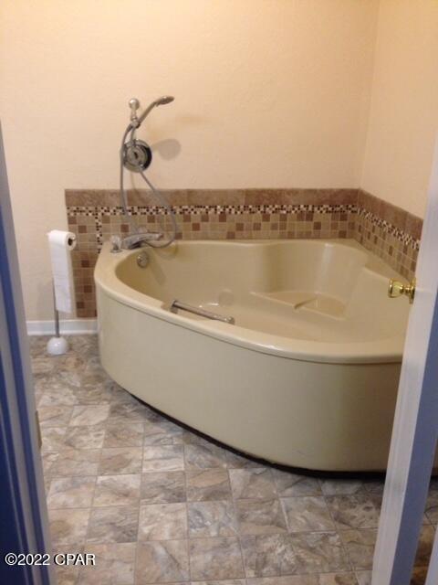 Shade Tree Condo Ph II - Residential