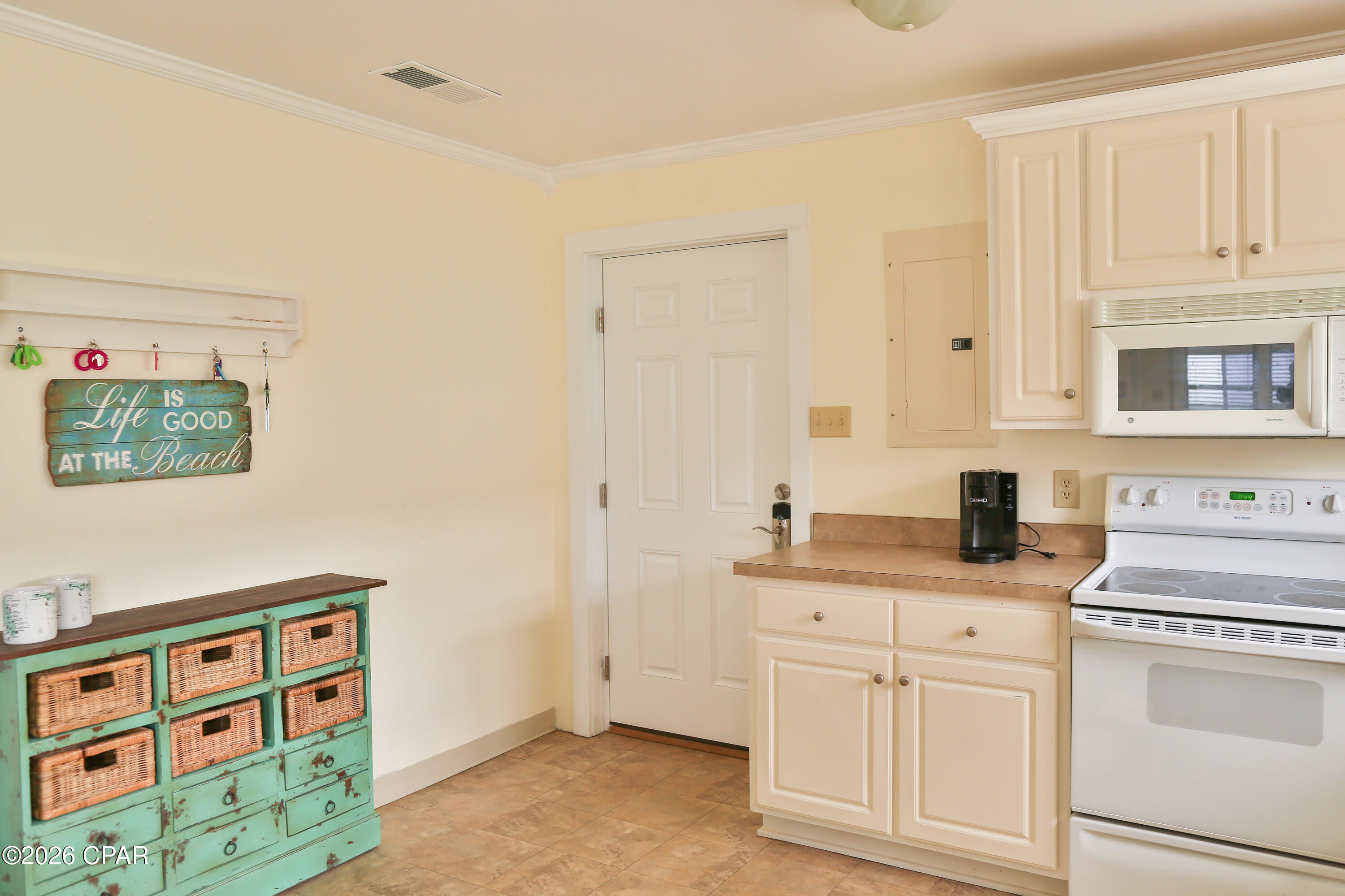 Bahama Beach - Residential Lease