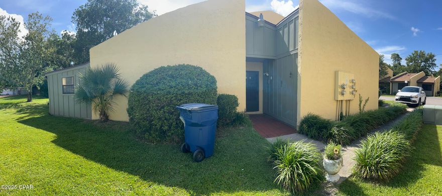 Located less than 10 miles from the Worlds Most Beautiful Beaches. 

This three bedroom 2 full bath unit has tons of potential with easy access to a community pool and tennis courts. 

Very spacious and open living room.
Includes an attached extra breeze way that would be perfect for a game room or extra storage. 

Unit would also make a tremendous rental .