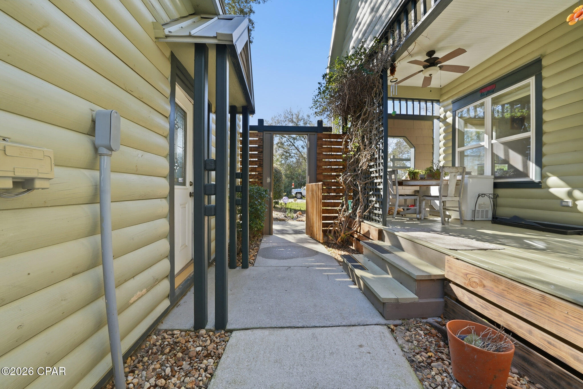 South Caravana Manor - Residential