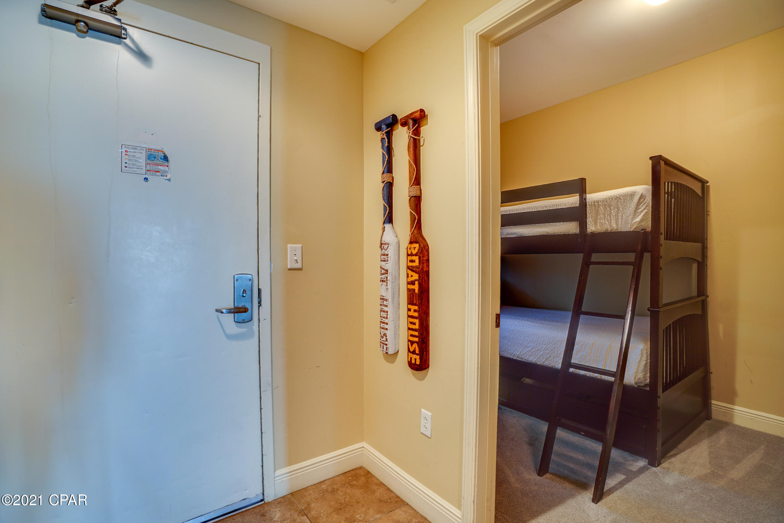 Sterling Breeze - Residential