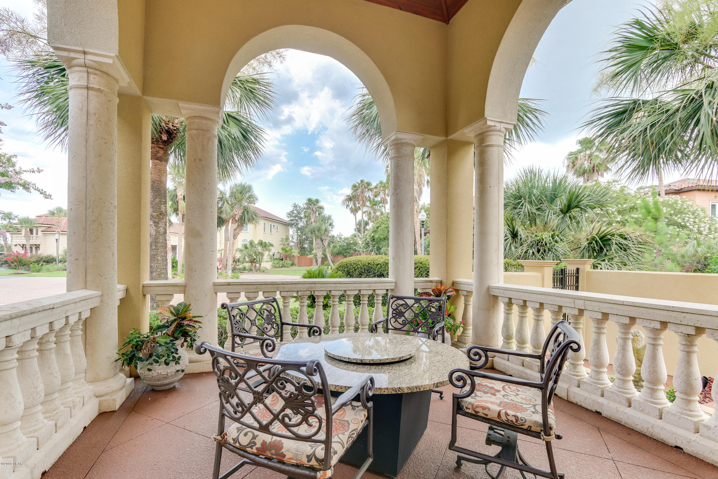 Finisterre - Residential