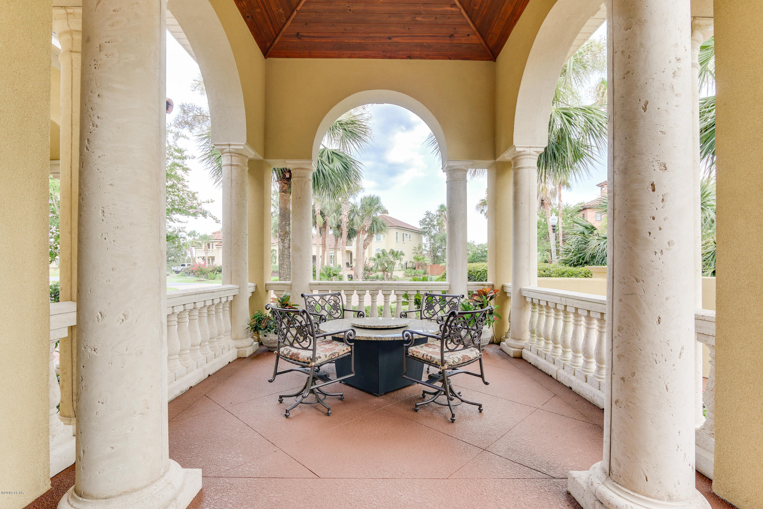 Finisterre - Residential