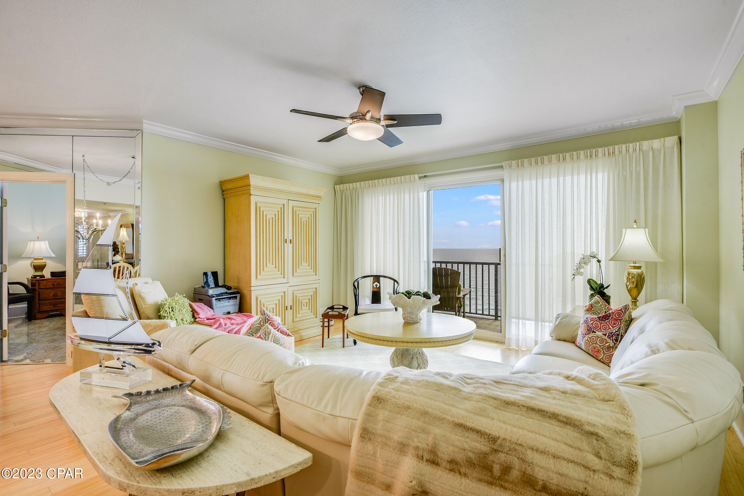 Summerwinds Condo - Residential