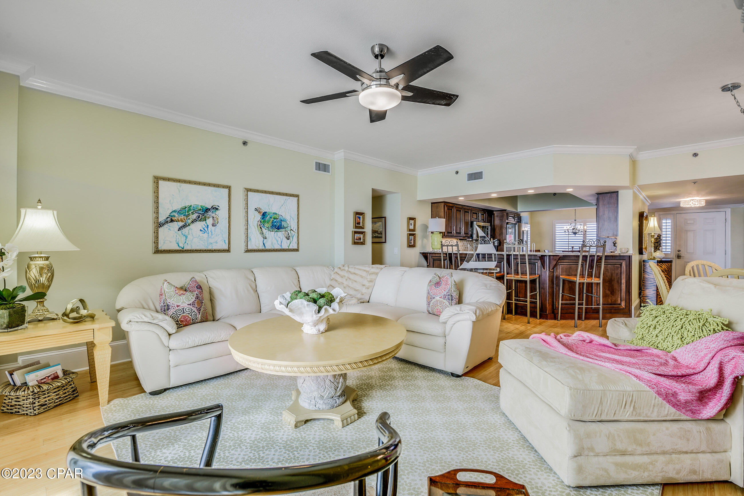 Summerwinds Condo - Residential