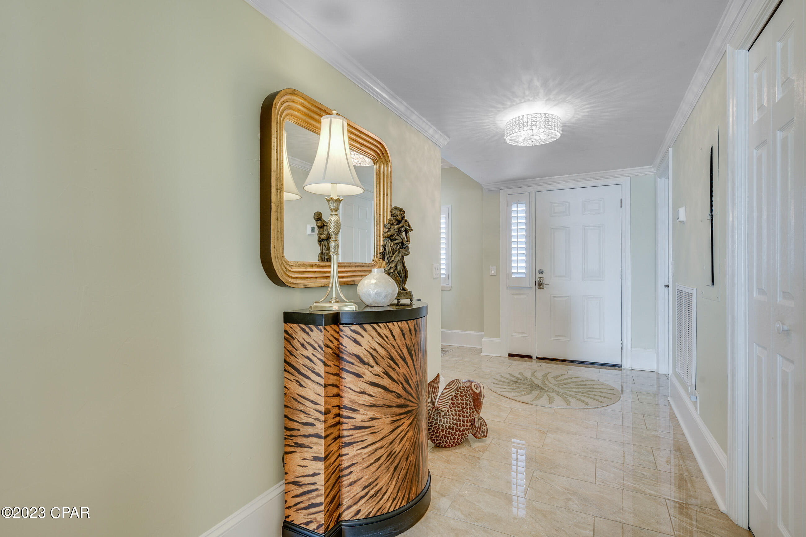 Summerwinds Condo - Residential