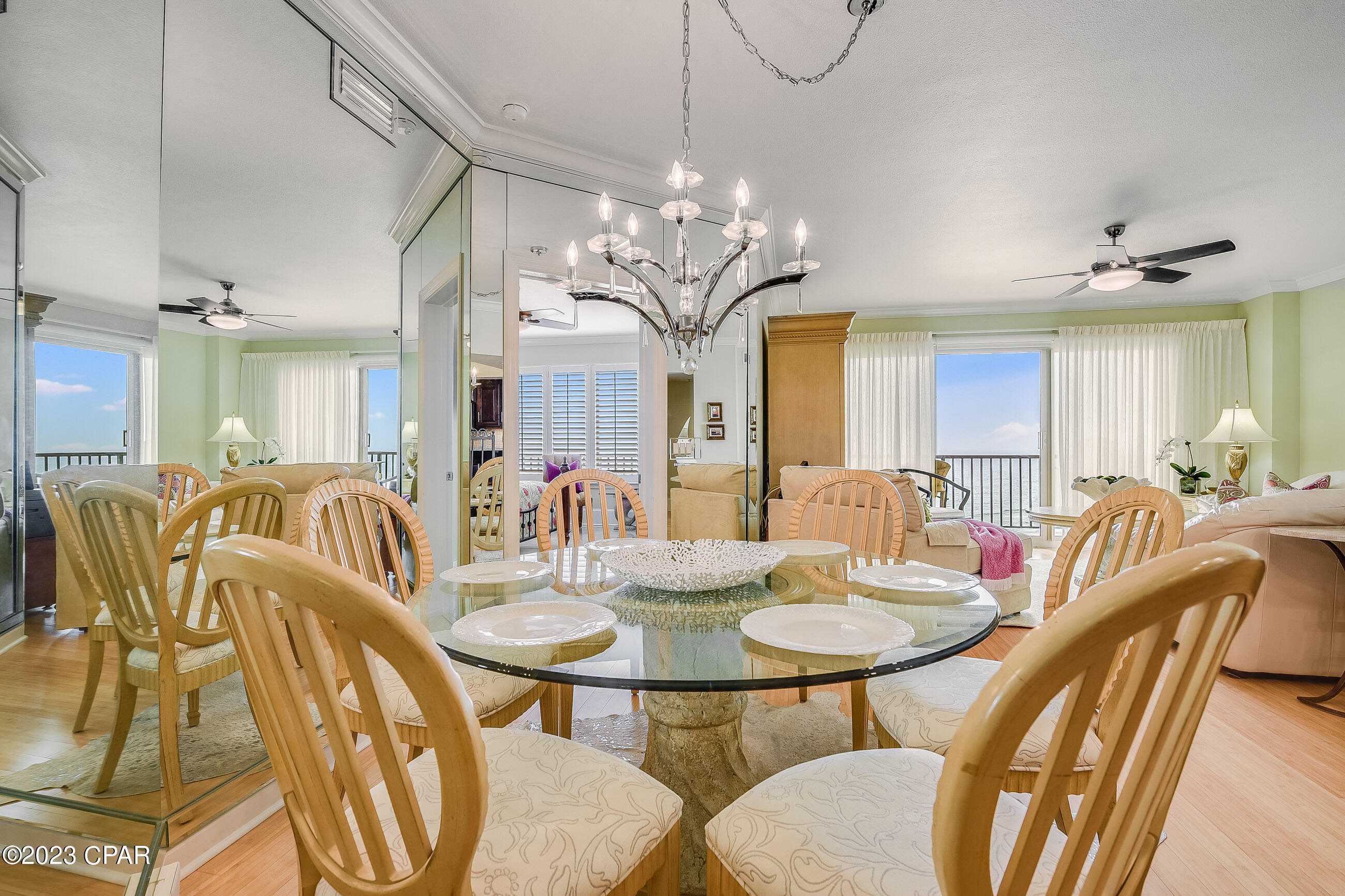 Summerwinds Condo - Residential