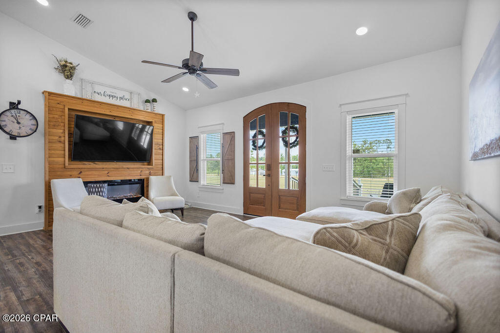 Buckhorn Creek - Residential