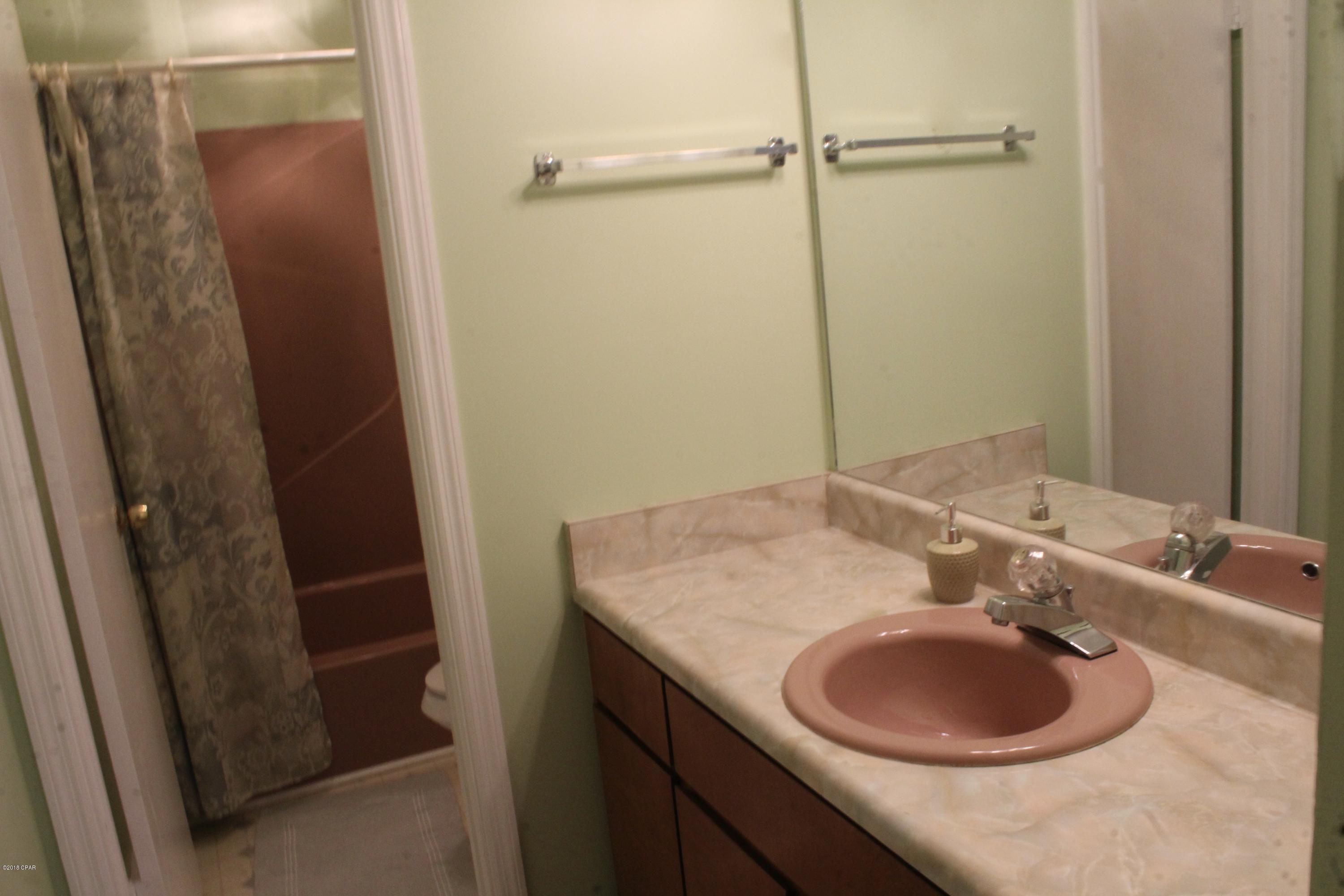 Greenwood Estates 2 - Residential Lease