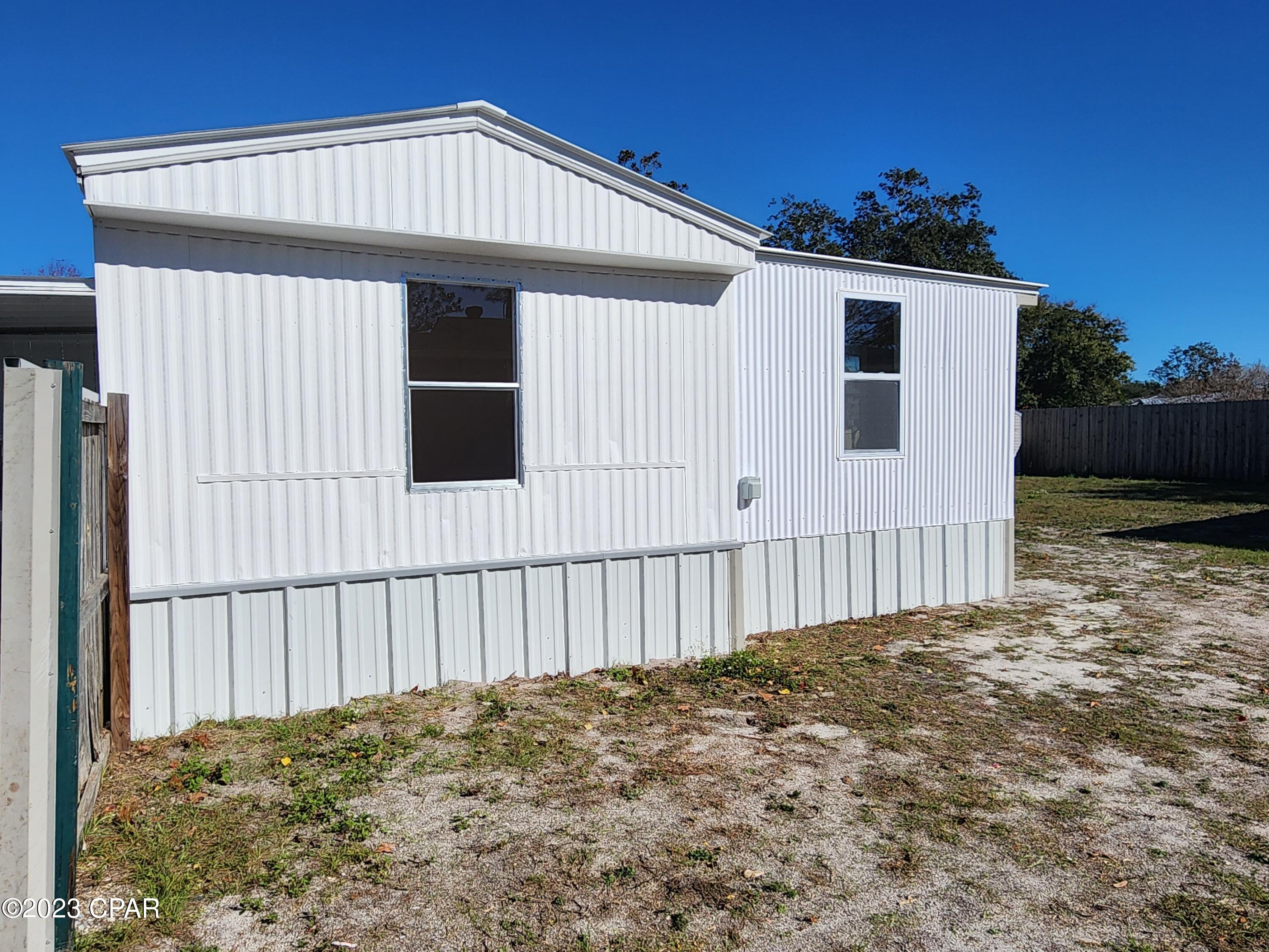 North Lagoon Oaks - Residential