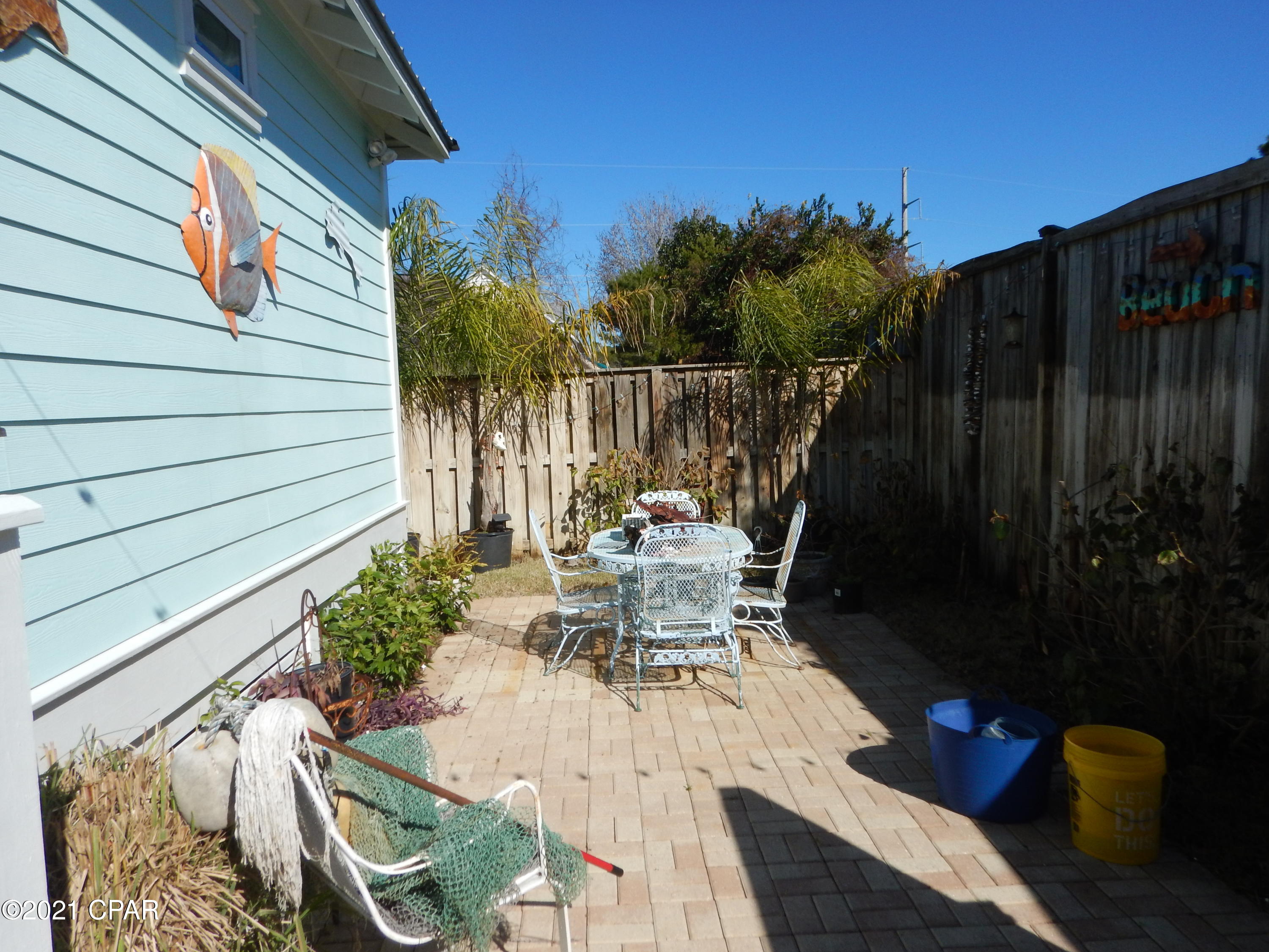 Paradise Grove - Residential