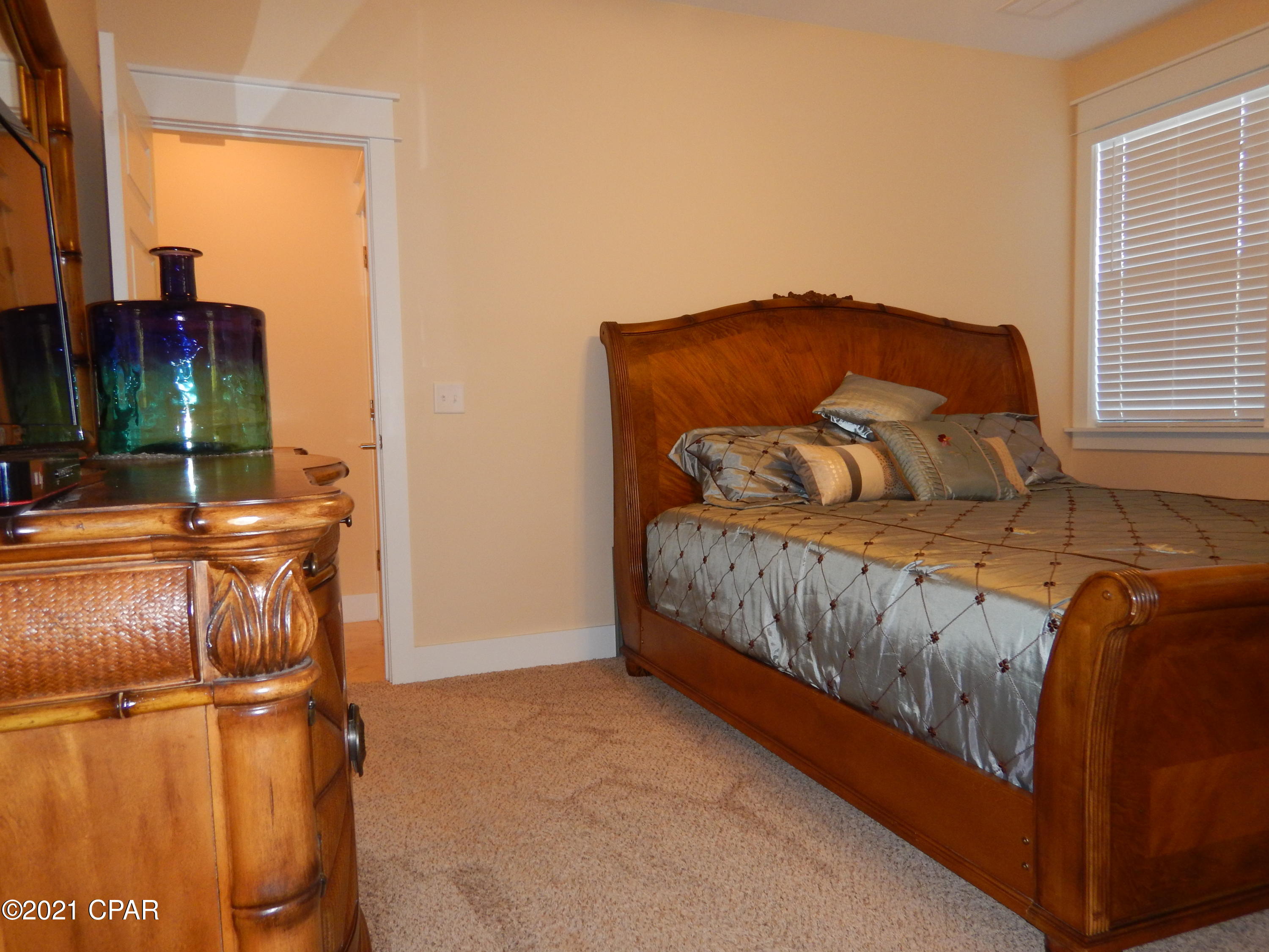 Paradise Grove - Residential