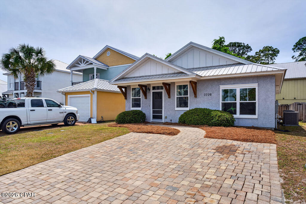 Hidden Lagoon - Residential