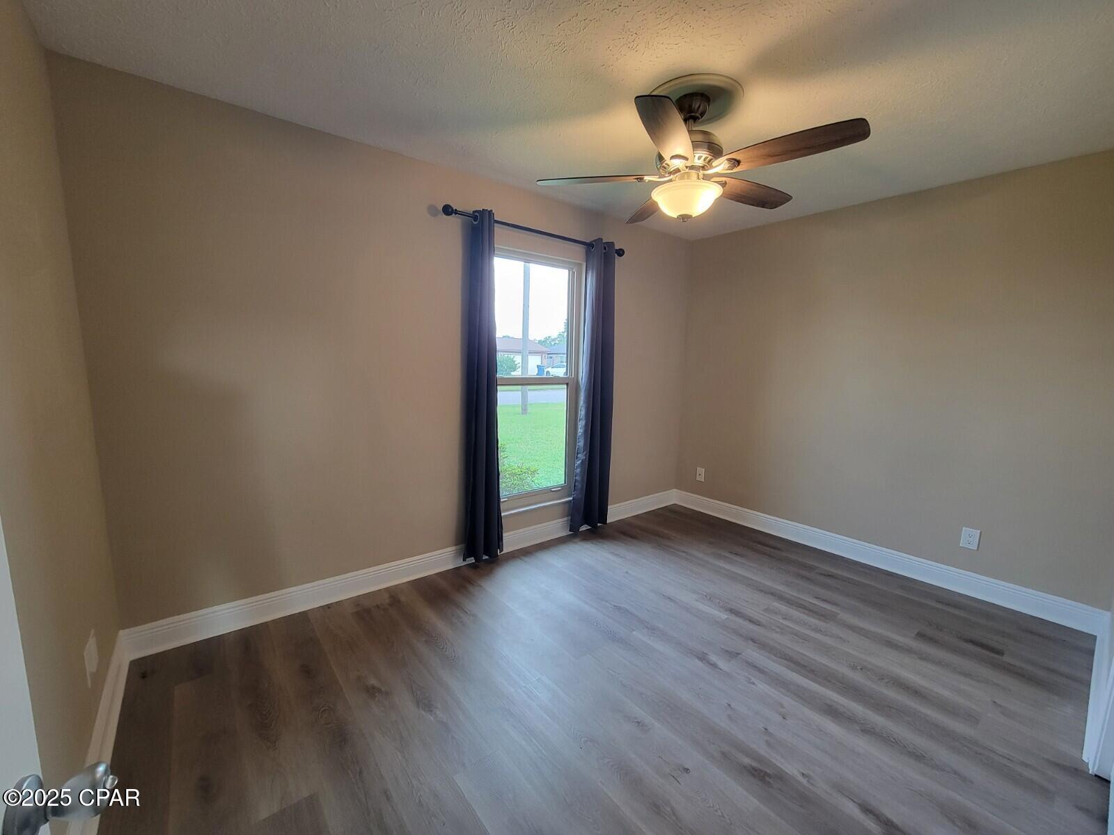 King Estates Unit 2 - Residential Lease