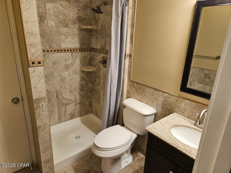 King Estates Unit 2 - Residential Lease