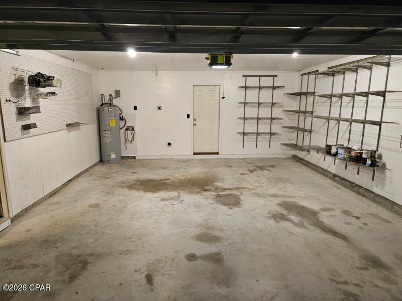 King Estates Unit 2 - Residential Lease