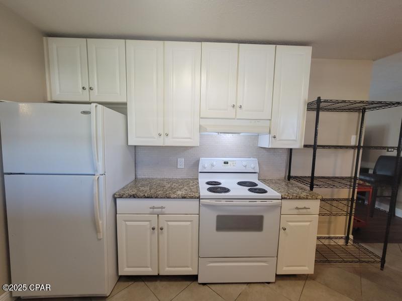 King Estates Unit 2 - Residential Lease