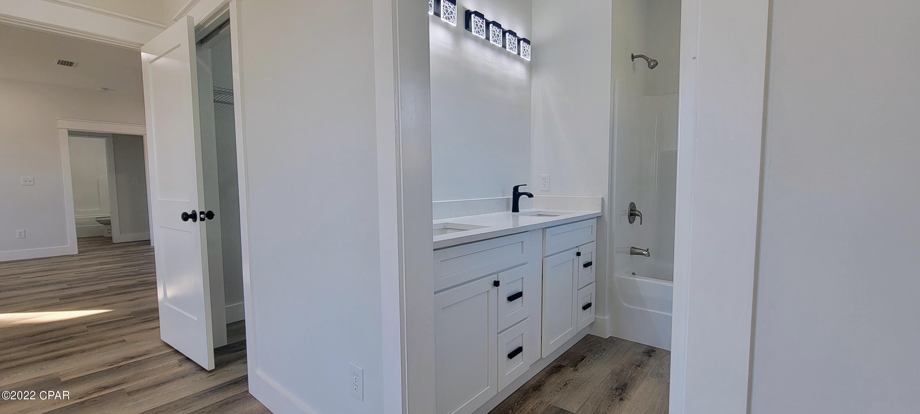 Robindale - Residential