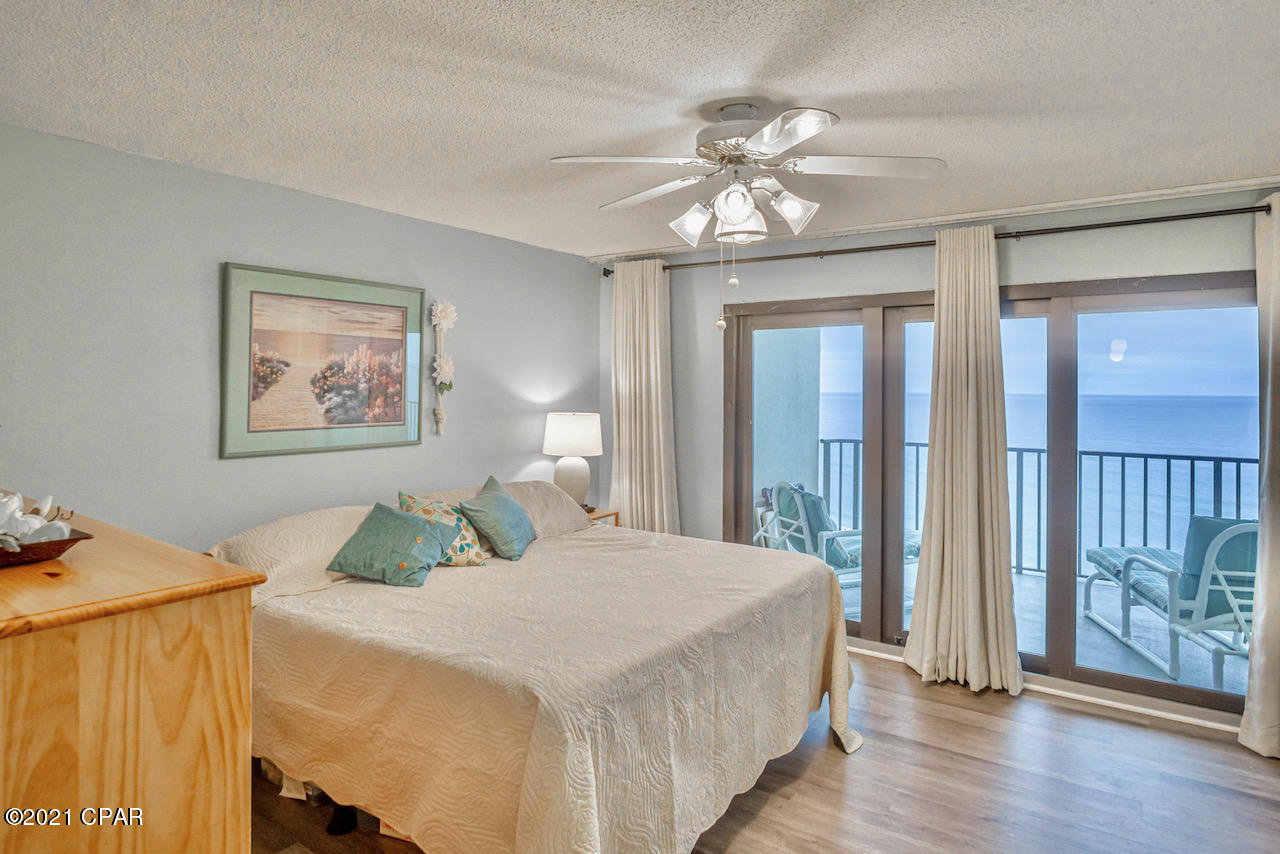 The Commodore - Residential