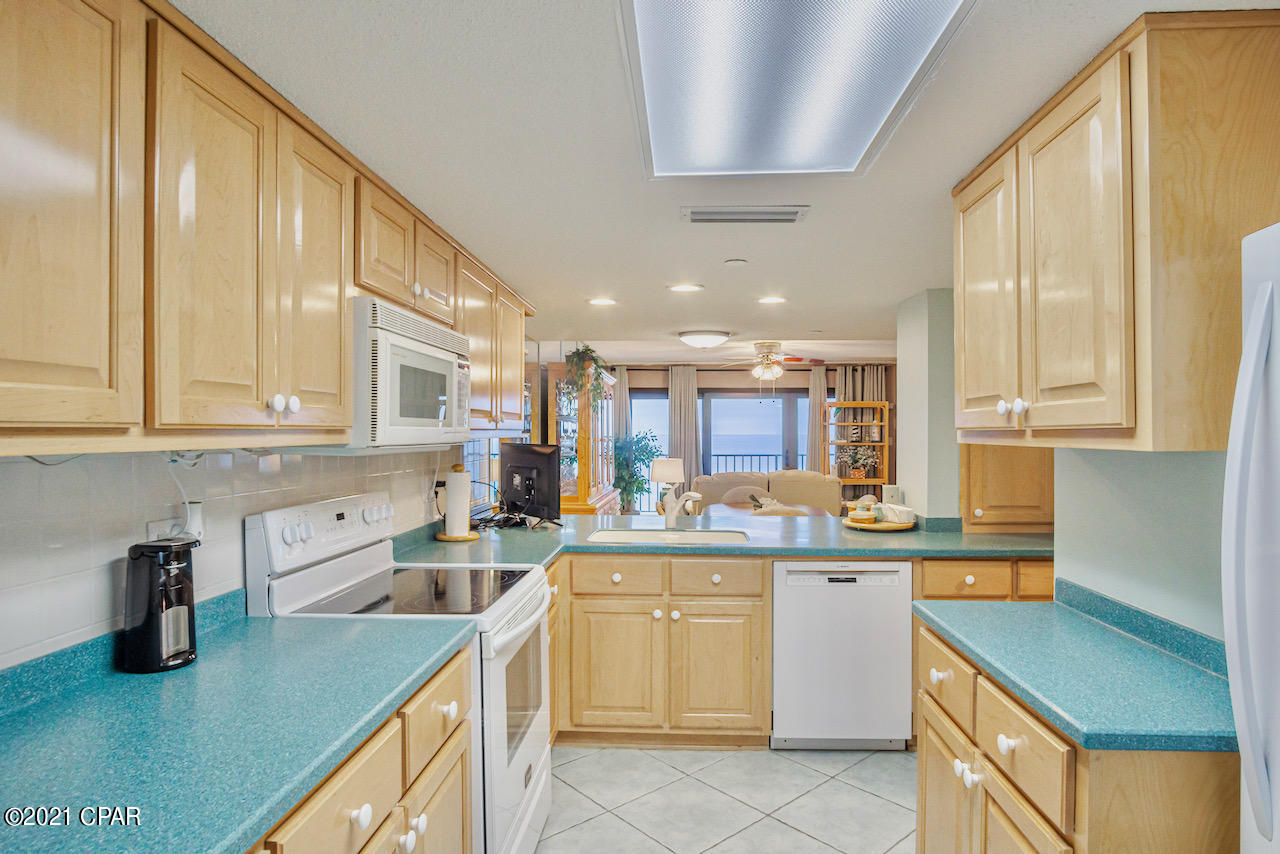 The Commodore - Residential