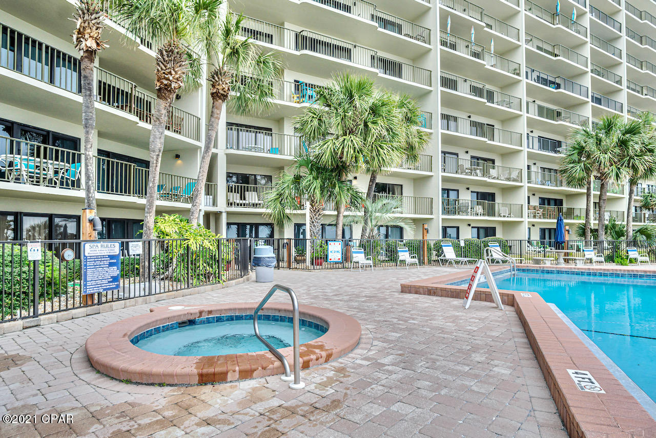 The Commodore - Residential