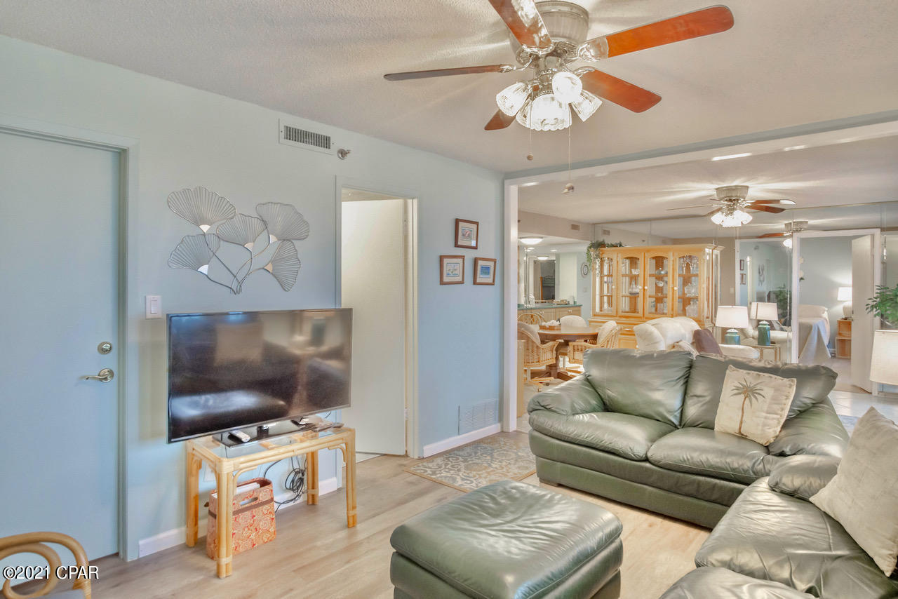 The Commodore - Residential