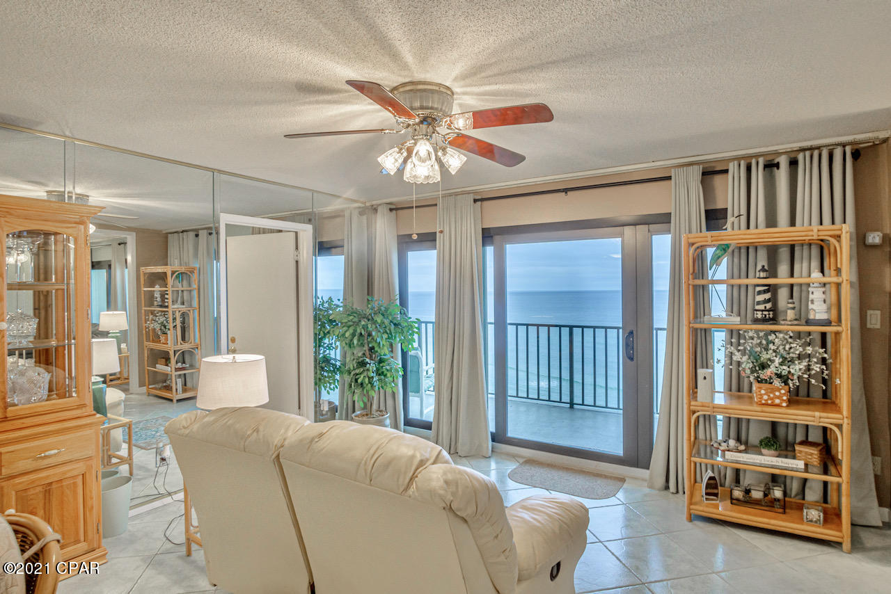 The Commodore - Residential