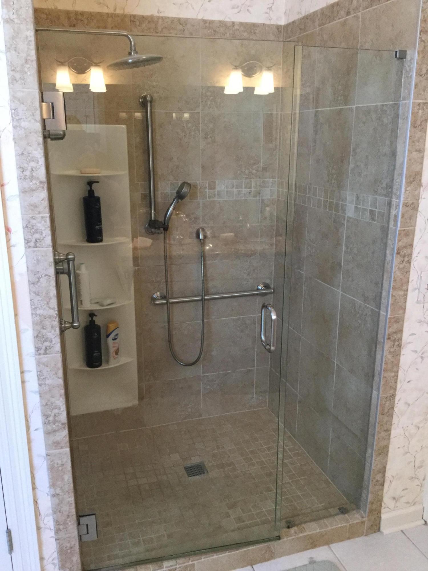 Dolphin Bay Ph I - Residential