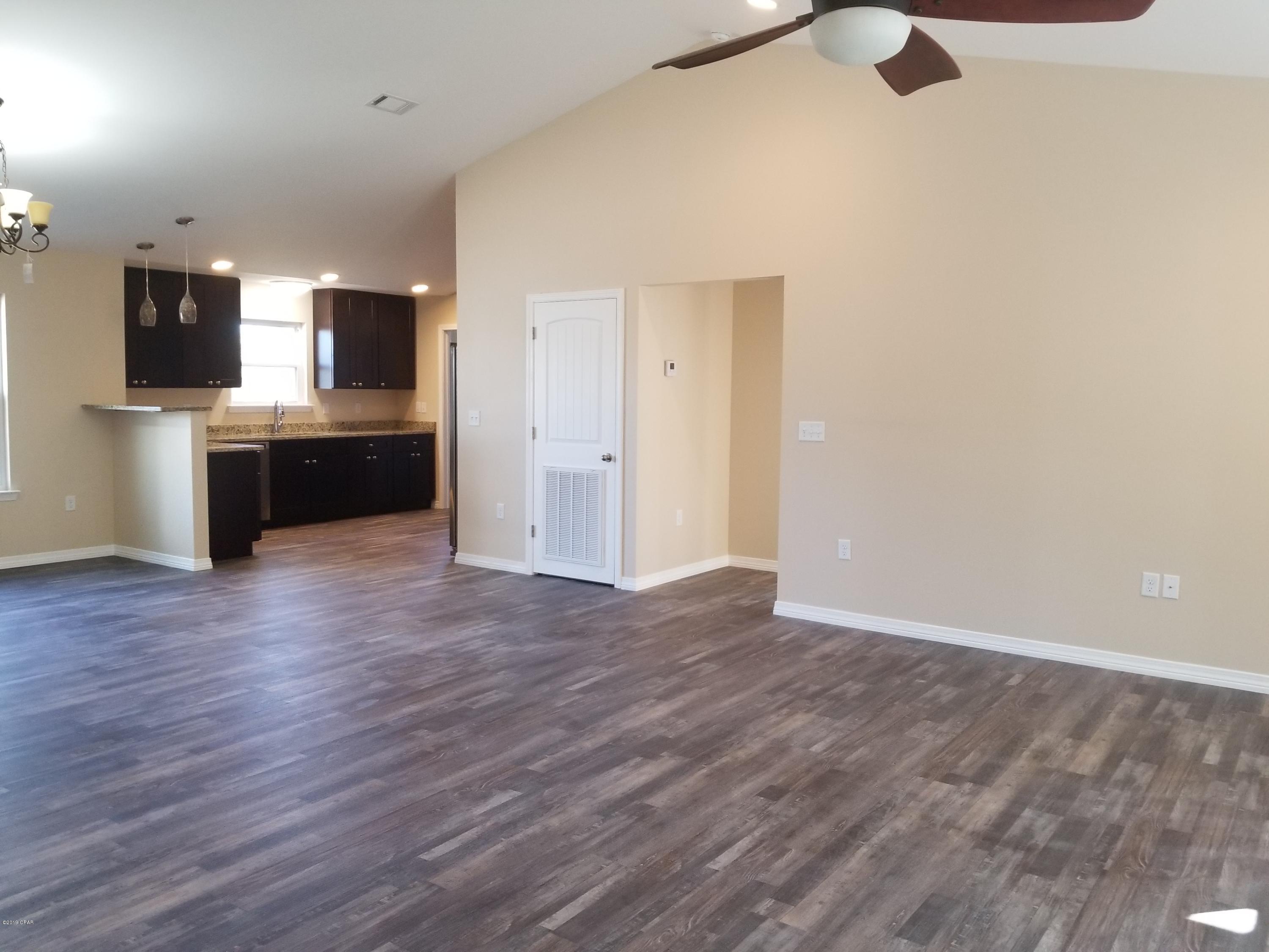 Leisure Lakes - Residential