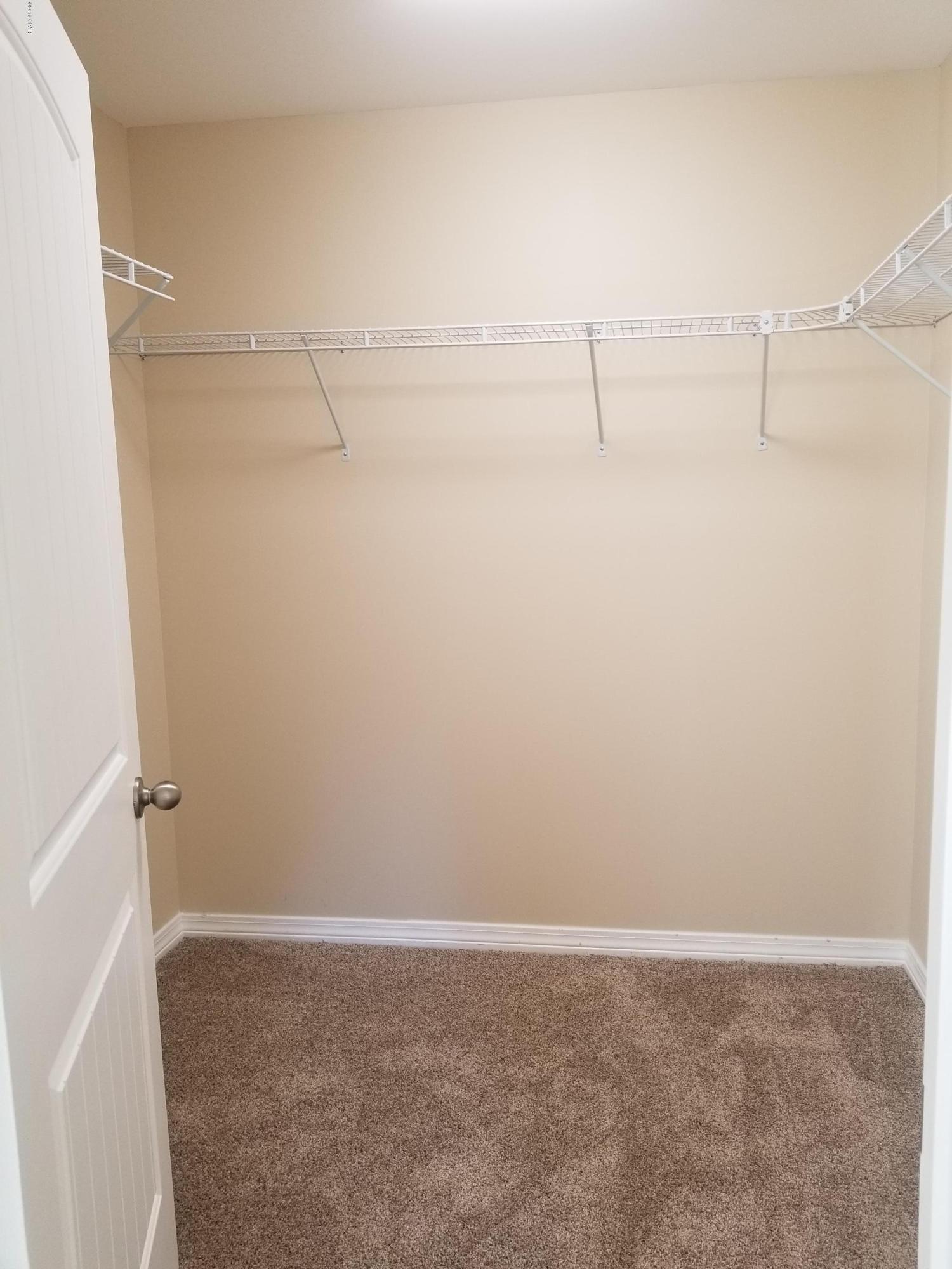 Leisure Lakes - Residential