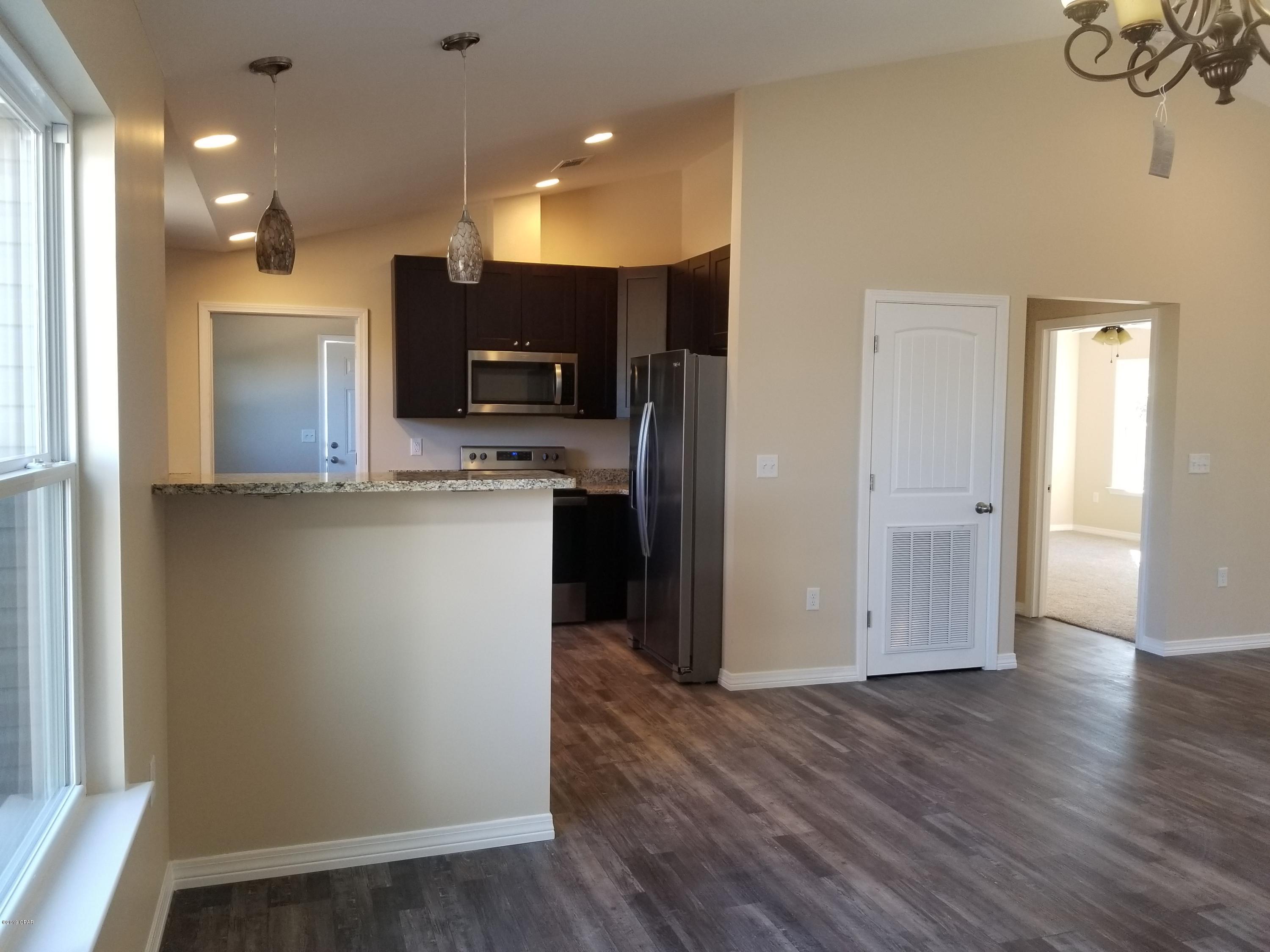 Leisure Lakes - Residential